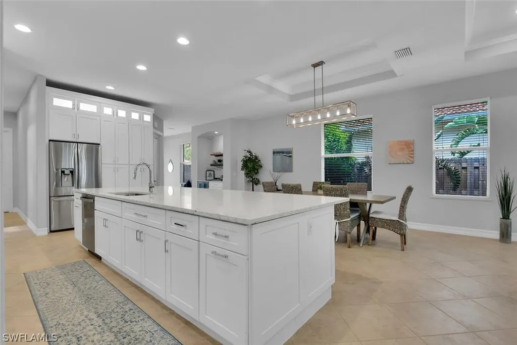 590 110th Avenue N Naples FL 34108