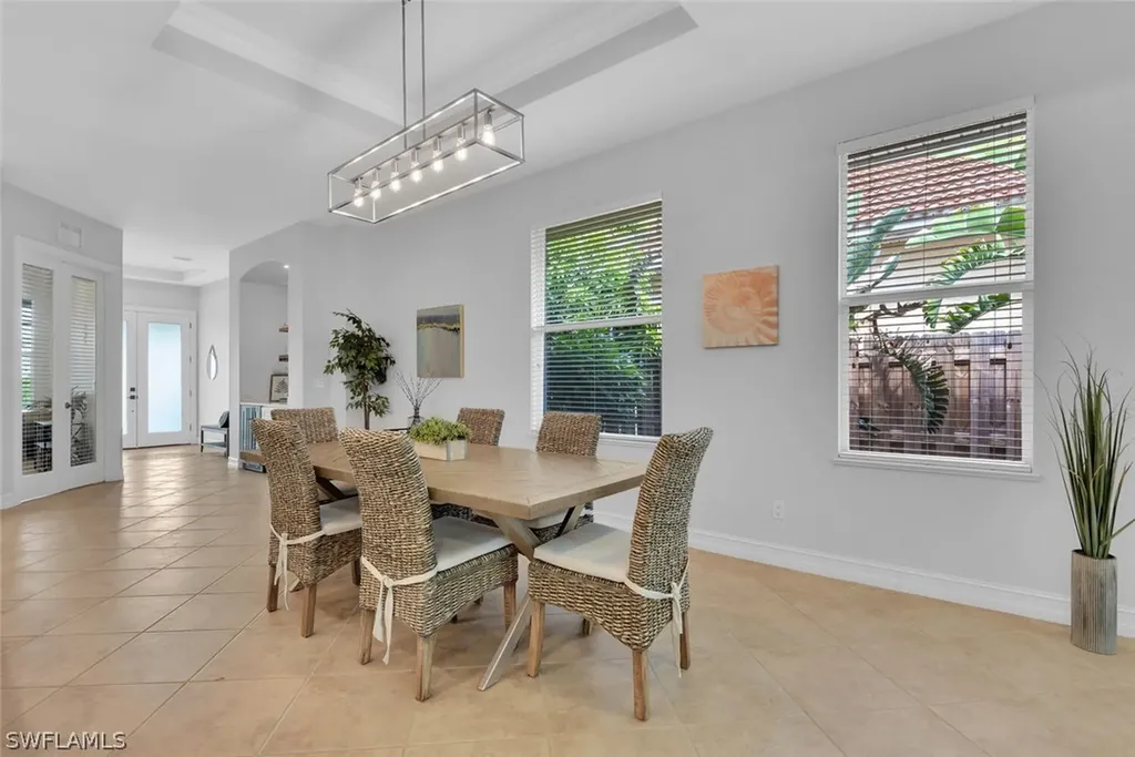590 110th Avenue N Naples FL 34108