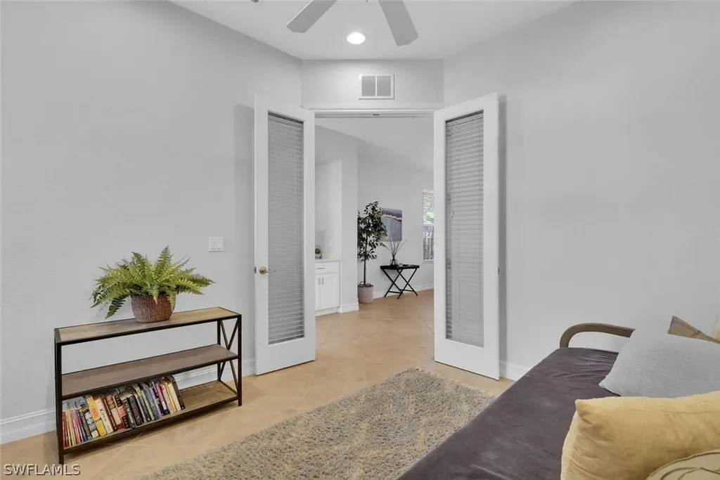 590 110th Avenue N Naples FL 34108
