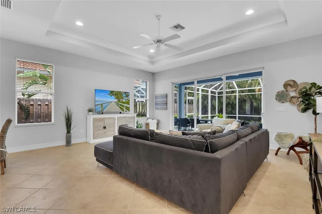 590 110th Avenue N Naples FL 34108