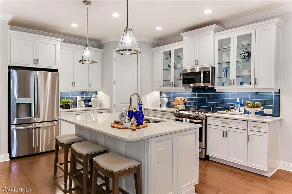 17807 Saddlebunch Key Fort Myers FL 33908