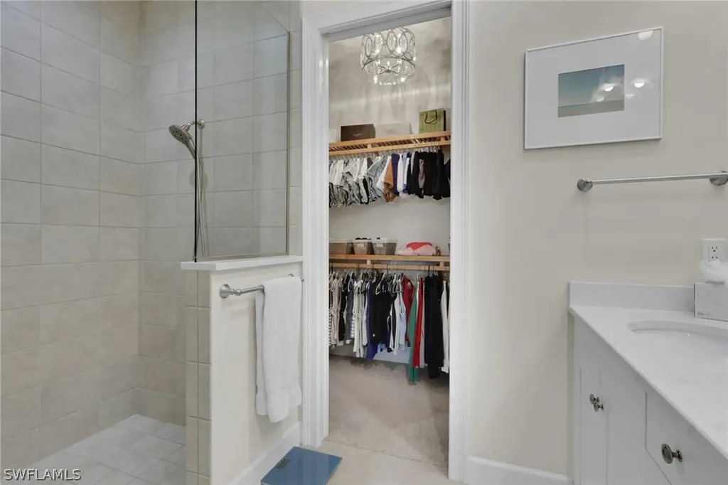 7022 Dominica Drive Naples FL 34113