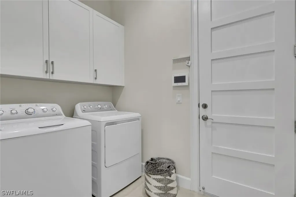 7022 Dominica Drive Naples FL 34113