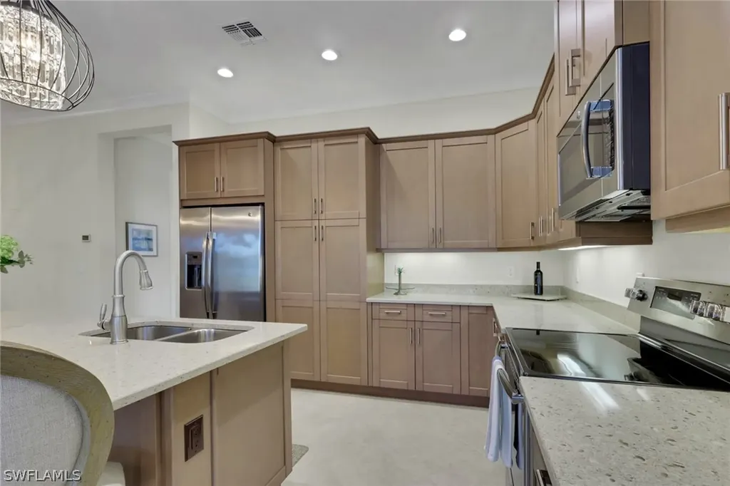 7022 Dominica Drive Naples FL 34113