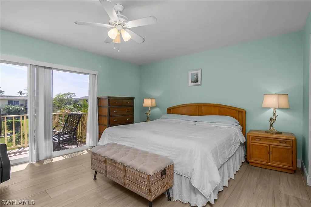 100 Glades Boulevard Naples FL 34112