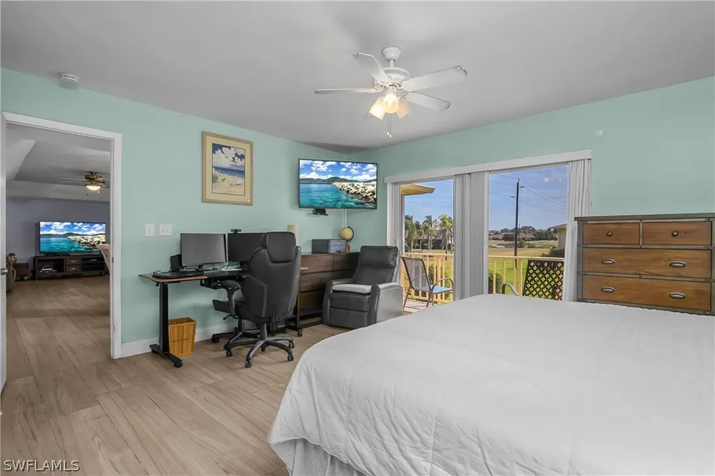 100 Glades Boulevard Naples FL 34112