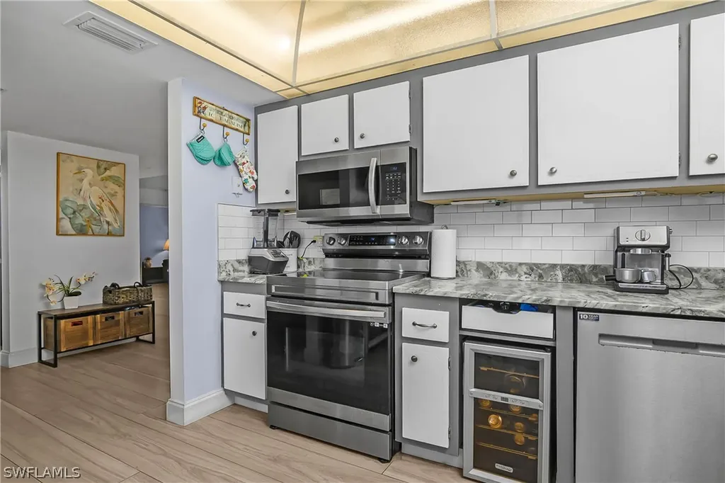 100 Glades Boulevard Naples FL 34112