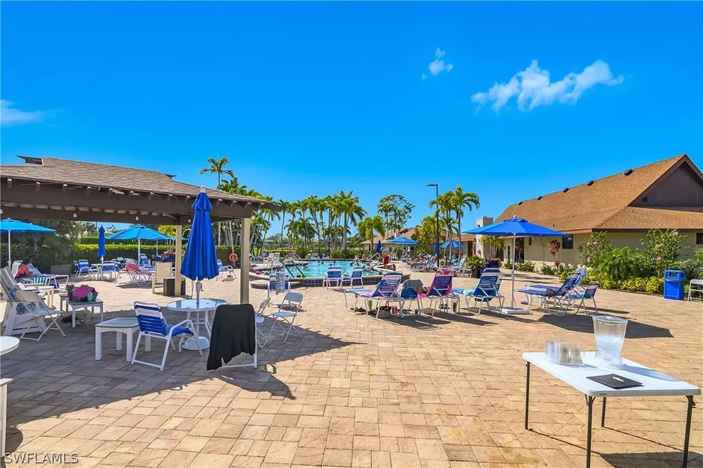 100 Glades Boulevard Naples FL 34112