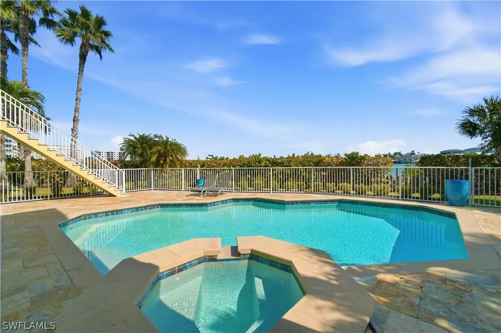 195 San Mateo Drive Bonita Springs FL 34134