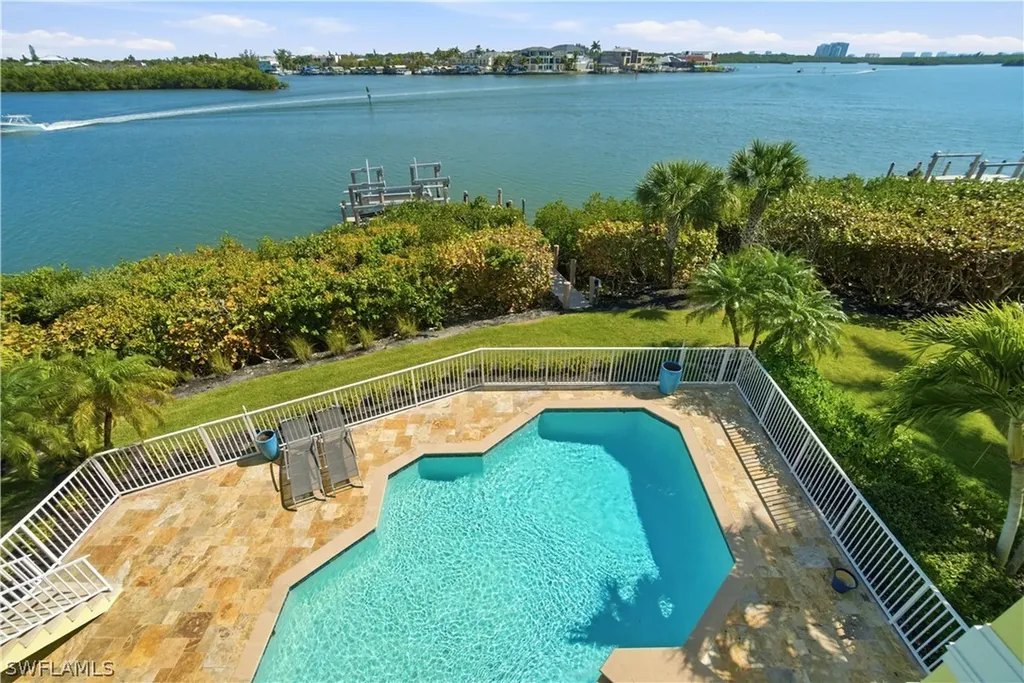 195 San Mateo Drive Bonita Springs FL 34134