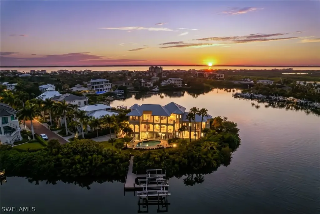 195 San Mateo Drive Bonita Springs FL 34134