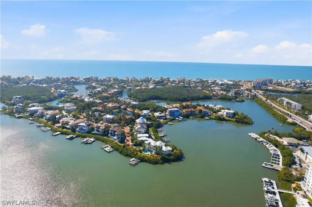 195 San Mateo Drive Bonita Springs FL 34134