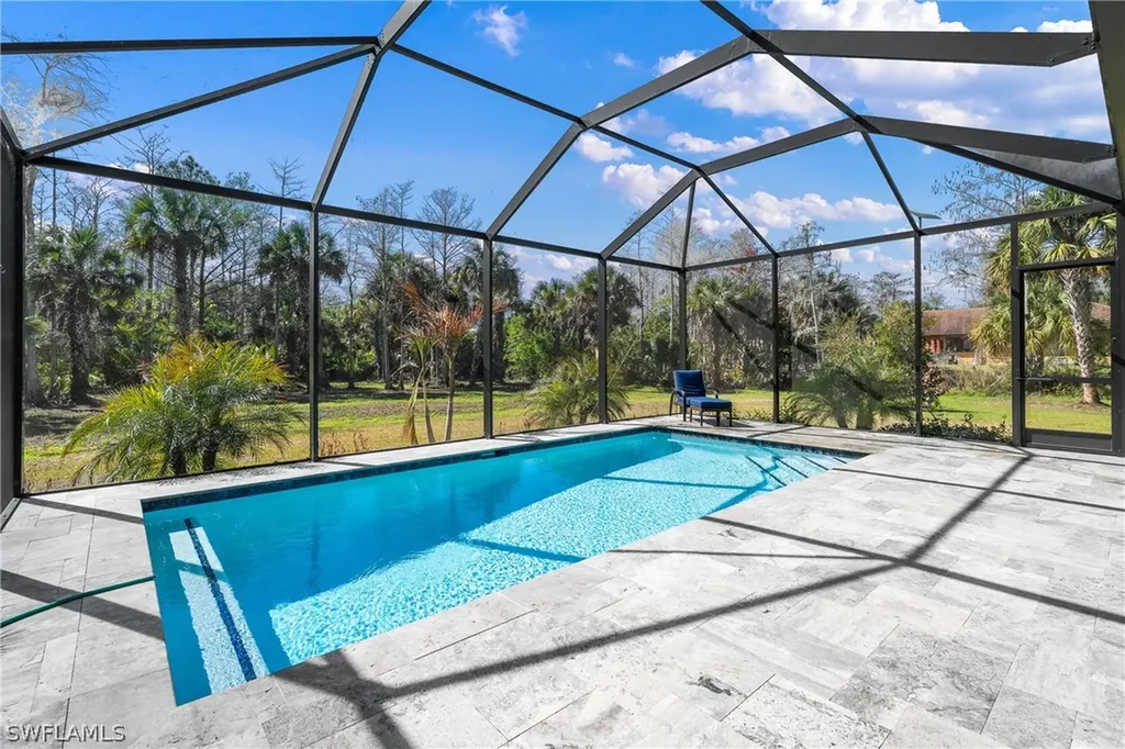 280 39th Avenue NE Naples FL 34120