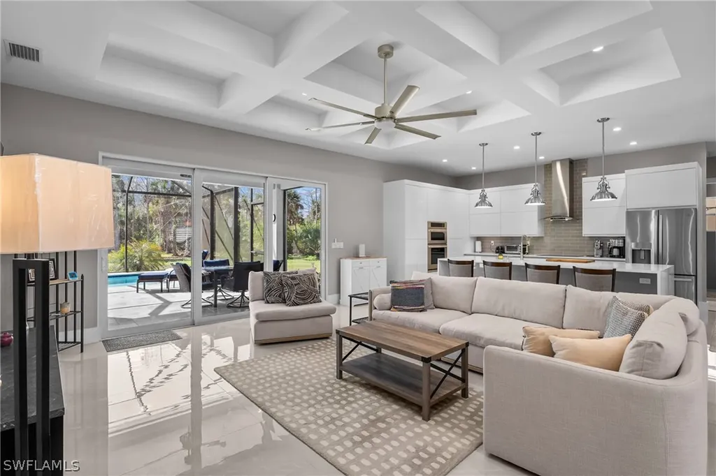 280 39th Avenue NE Naples FL 34120