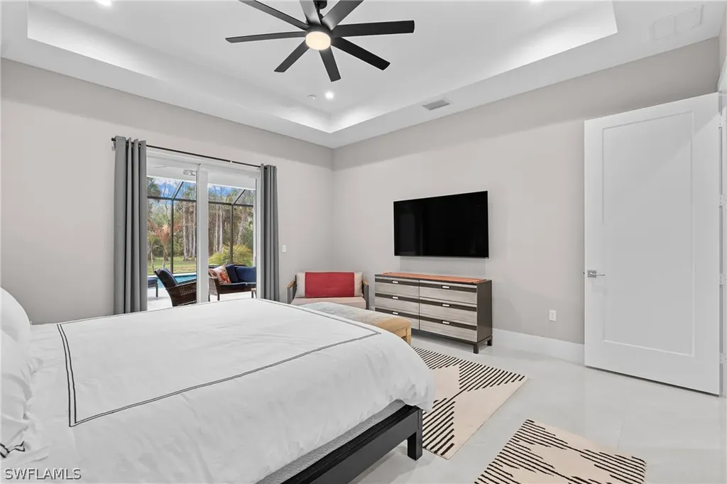 280 39th Avenue NE Naples FL 34120