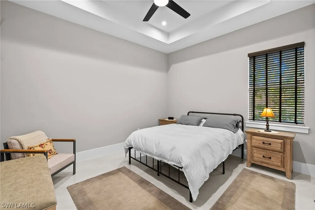 280 39th Avenue NE Naples FL 34120