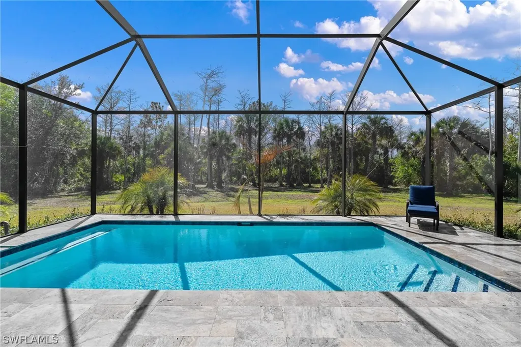 280 39th Avenue NE Naples FL 34120