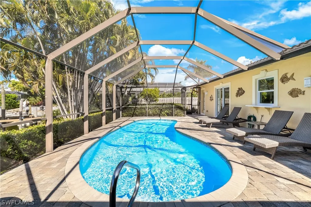 20 Hickory Court Marco Island FL 34145