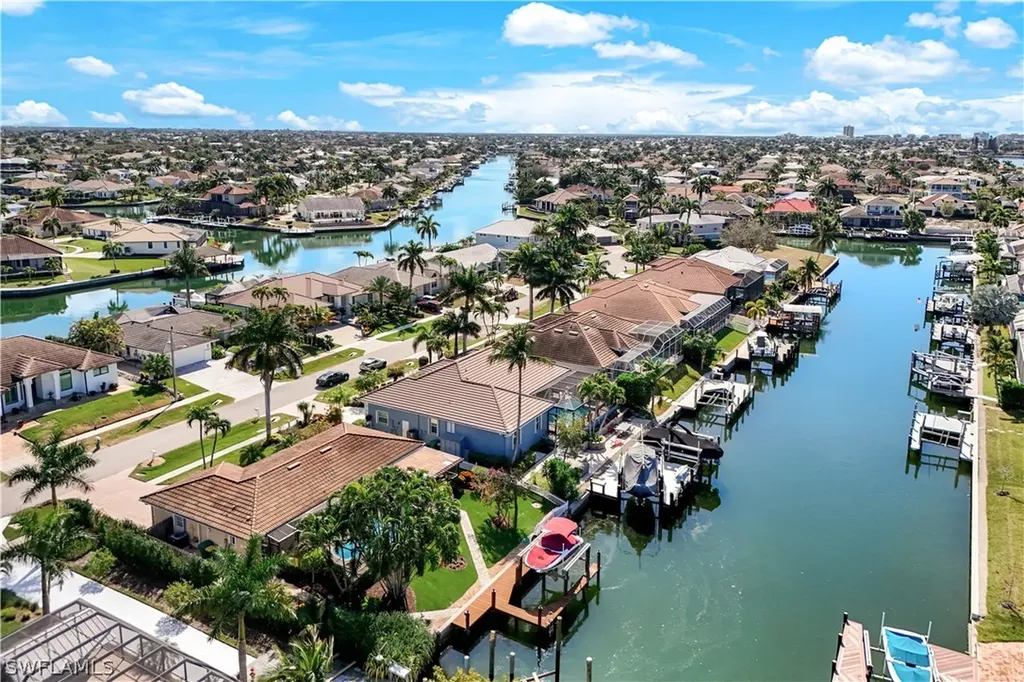20 Hickory Court Marco Island FL 34145