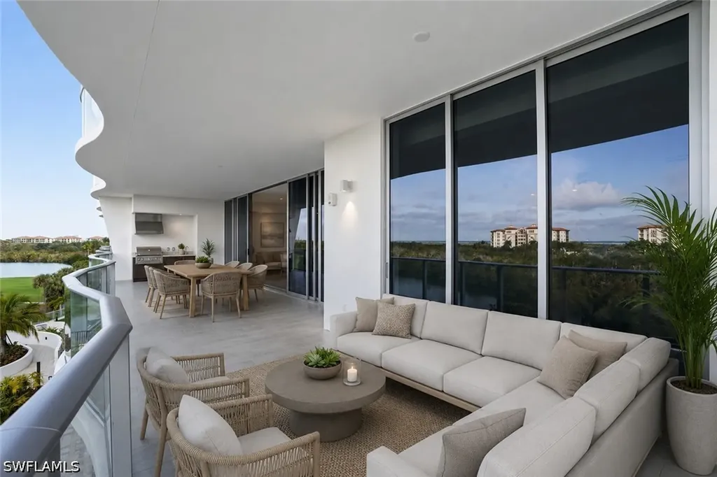 4810 Pelican Colony Bonita Springs FL 34134