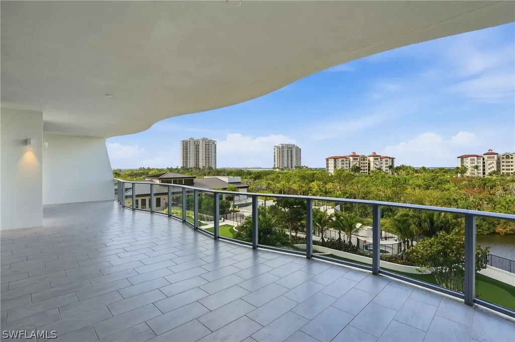 4810 Pelican Colony Bonita Springs FL 34134