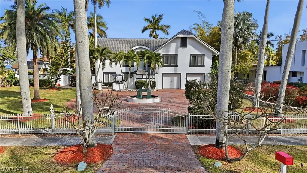 1205 Caloosa Drive Fort Myers FL 33901