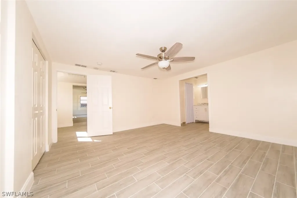 4330 Deleon Street Fort Myers FL 33901