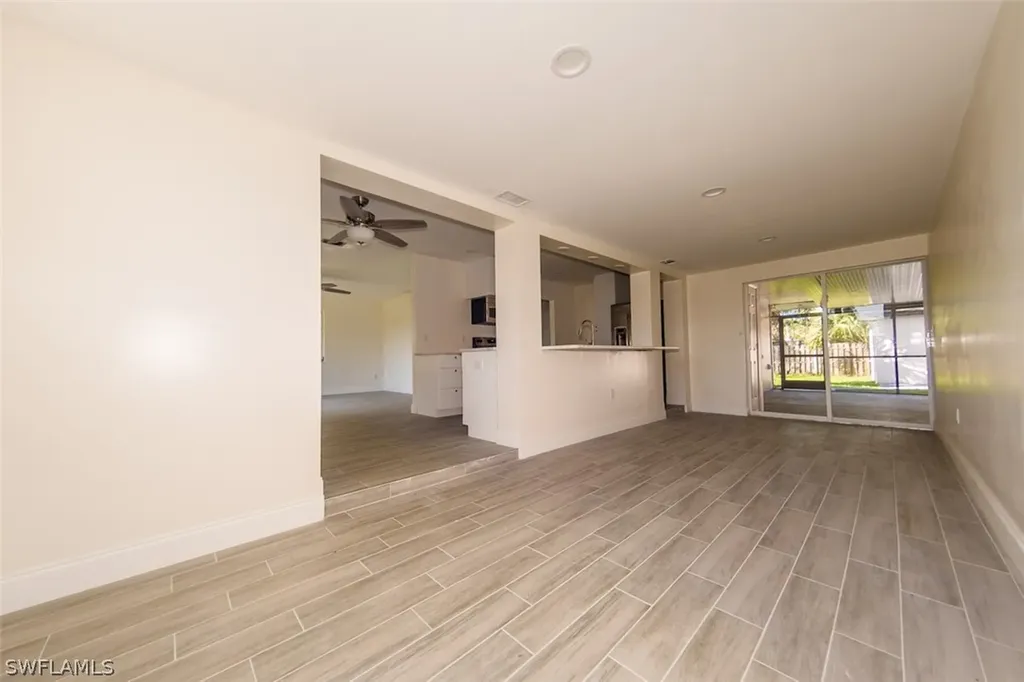 4330 Deleon Street Fort Myers FL 33901