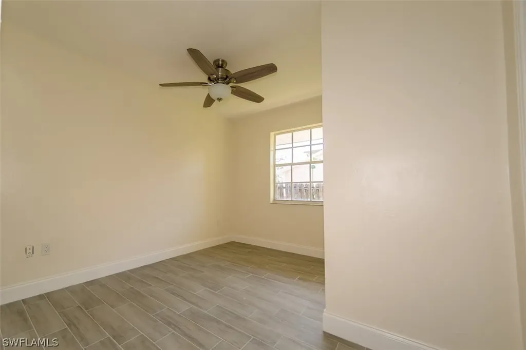 4330 Deleon Street Fort Myers FL 33901