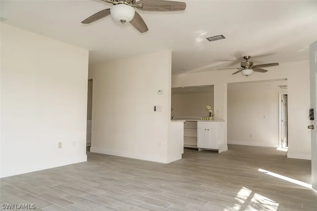 4330 Deleon Street Fort Myers FL 33901