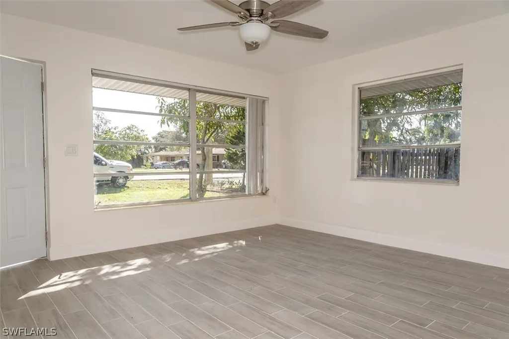 4330 Deleon Street Fort Myers FL 33901