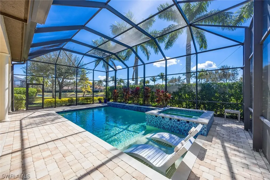 6502 Roma Way Naples FL 34113