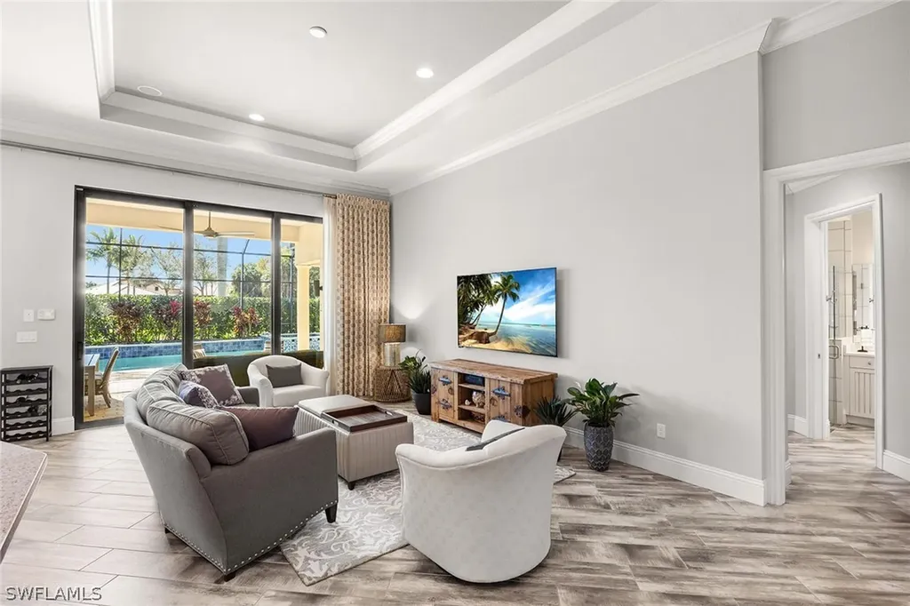 6502 Roma Way Naples FL 34113