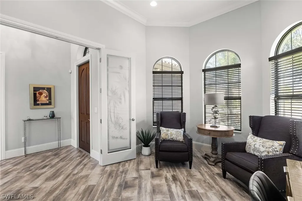 6502 Roma Way Naples FL 34113