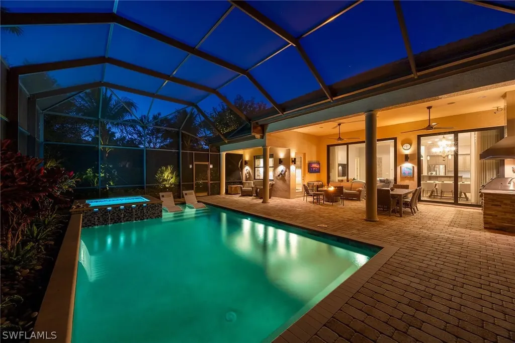 6502 Roma Way Naples FL 34113