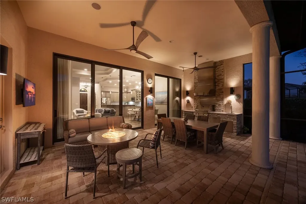 6502 Roma Way Naples FL 34113