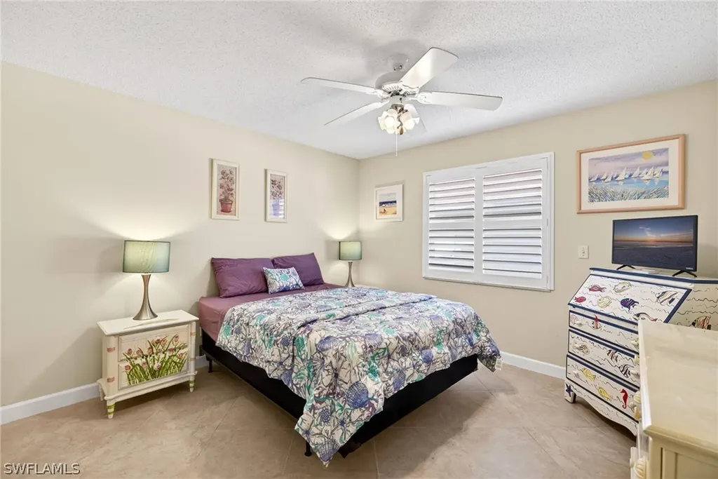 6700 Dennis Circle Naples FL 34104