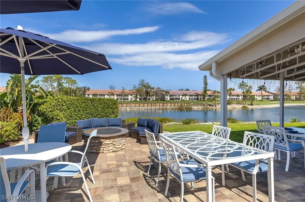 6700 Dennis Circle Naples FL 34104