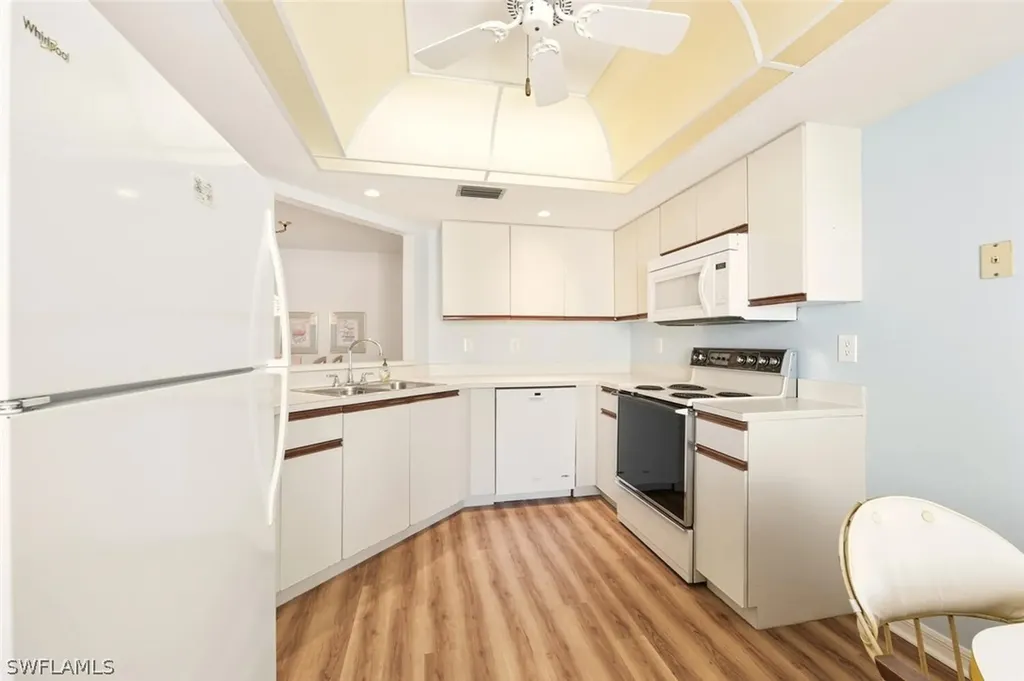 613 Beachwalk Circle Naples FL 34108