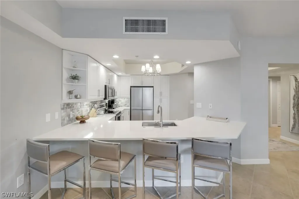325 Dunes Boulevard Naples FL 34110