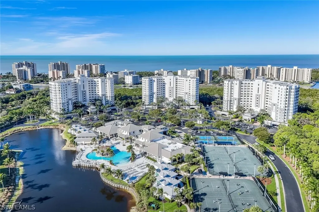 325 Dunes Boulevard Naples FL 34110