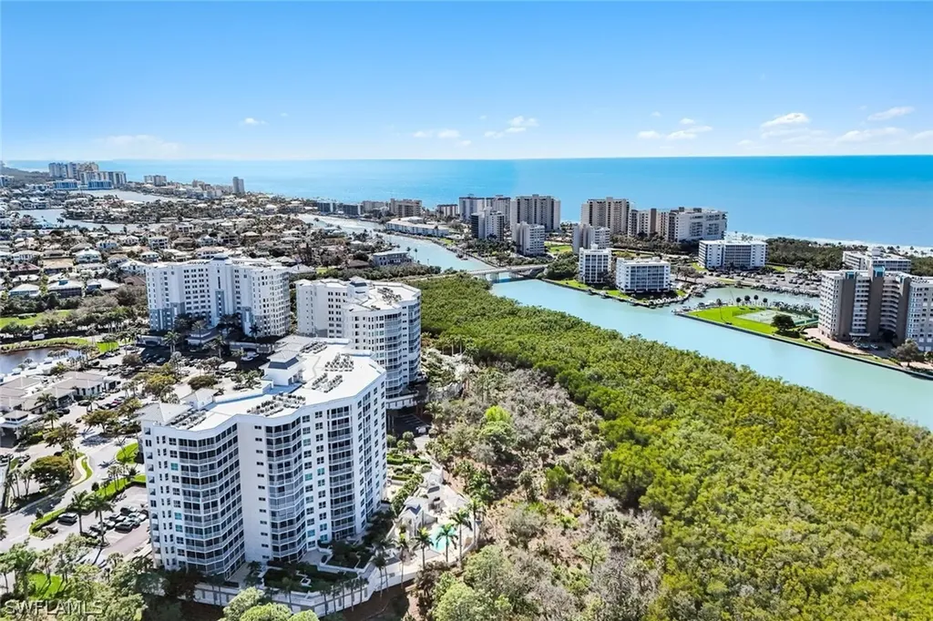 325 Dunes Boulevard Naples FL 34110