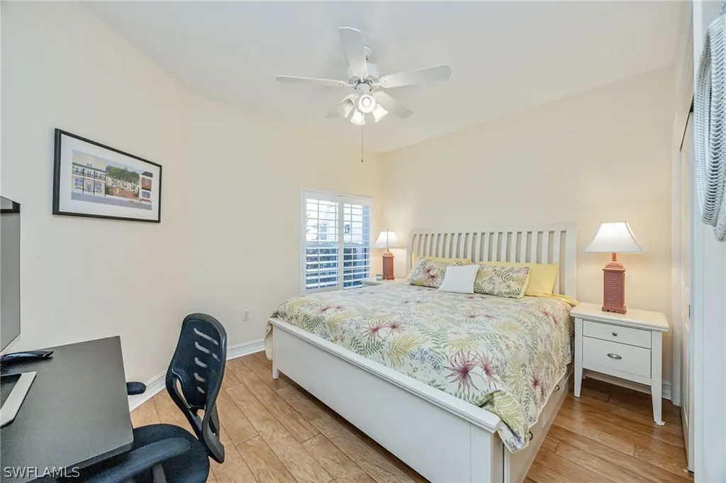 8169 Saratoga Drive Naples FL 34113