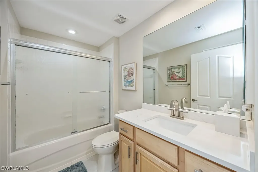 8169 Saratoga Drive Naples FL 34113