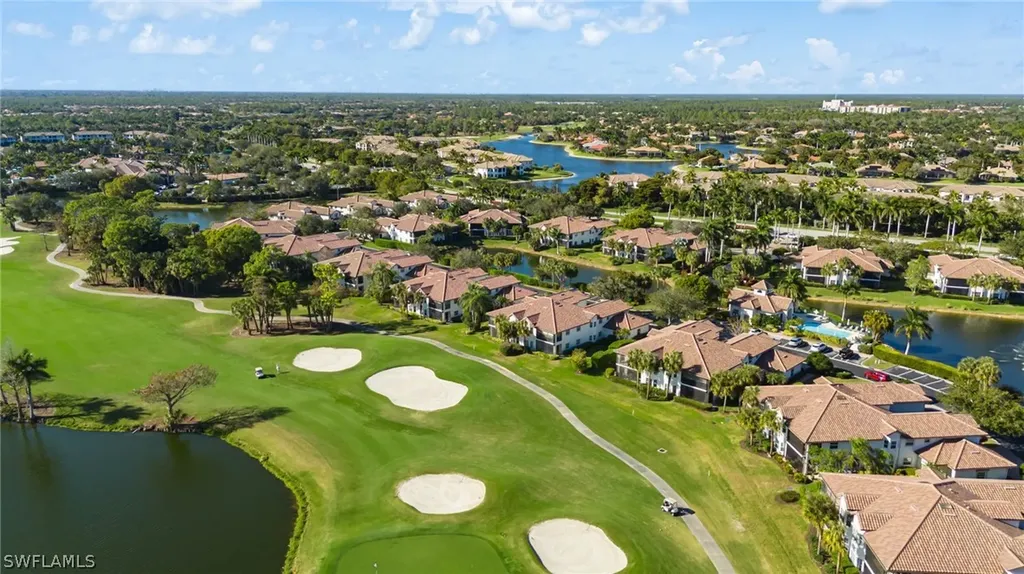 8169 Saratoga Drive Naples FL 34113