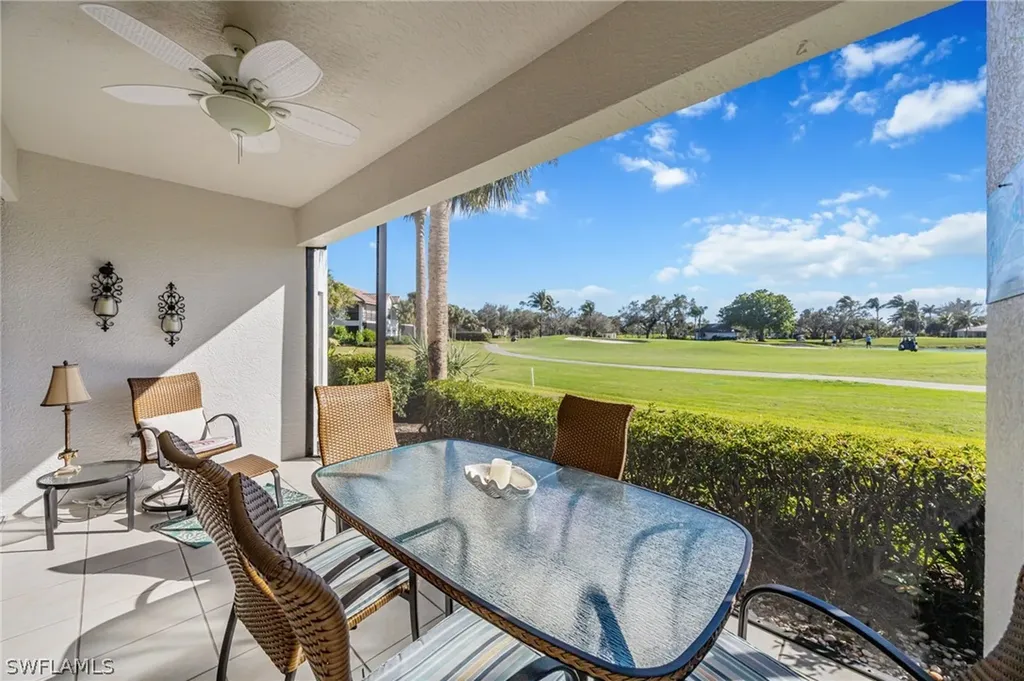 8169 Saratoga Drive Naples FL 34113