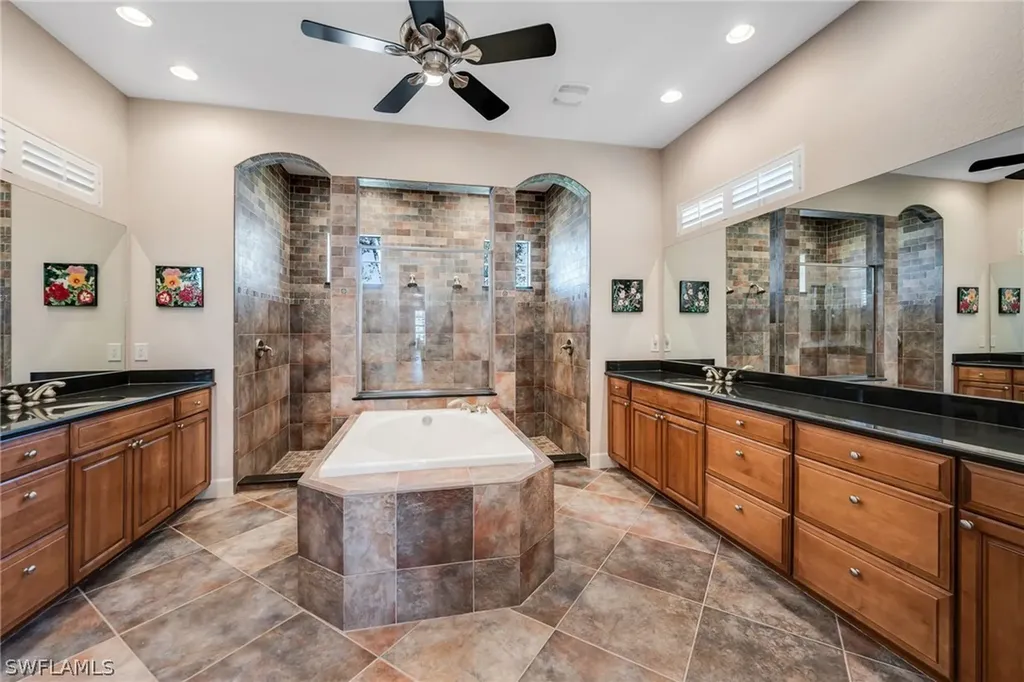 11906 Heather Woods Court Naples FL 34120