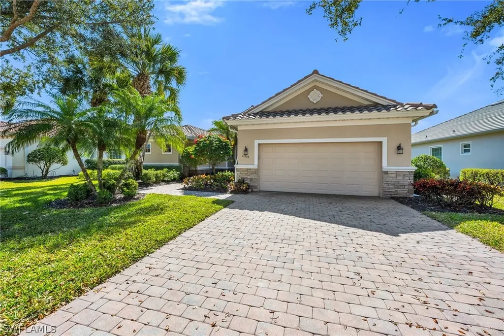 11906 Heather Woods Court Naples FL 34120
