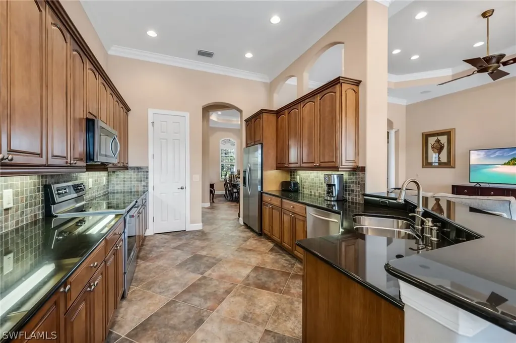 11906 Heather Woods Court Naples FL 34120