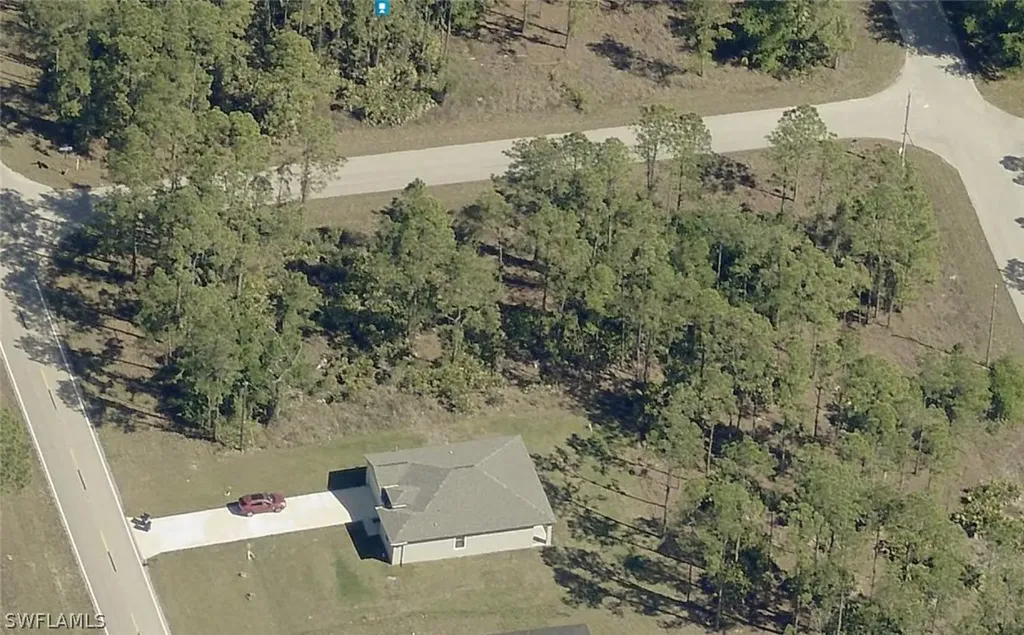 215 Columbus Boulevard S Lehigh Acres FL 33974